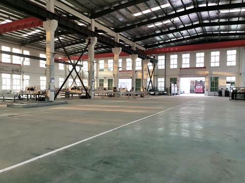 Rompiendo los límites del procesamiento de cuchillas: Sanqu Machinery presenta un centro de mecanizado de 5 ejes
